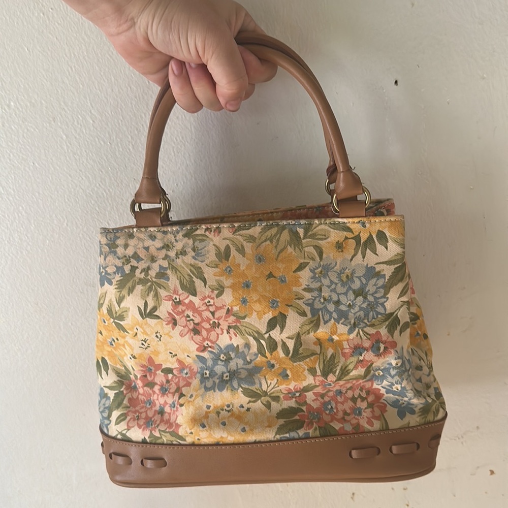 Floral Mini Handbag - Picture 3 of 4